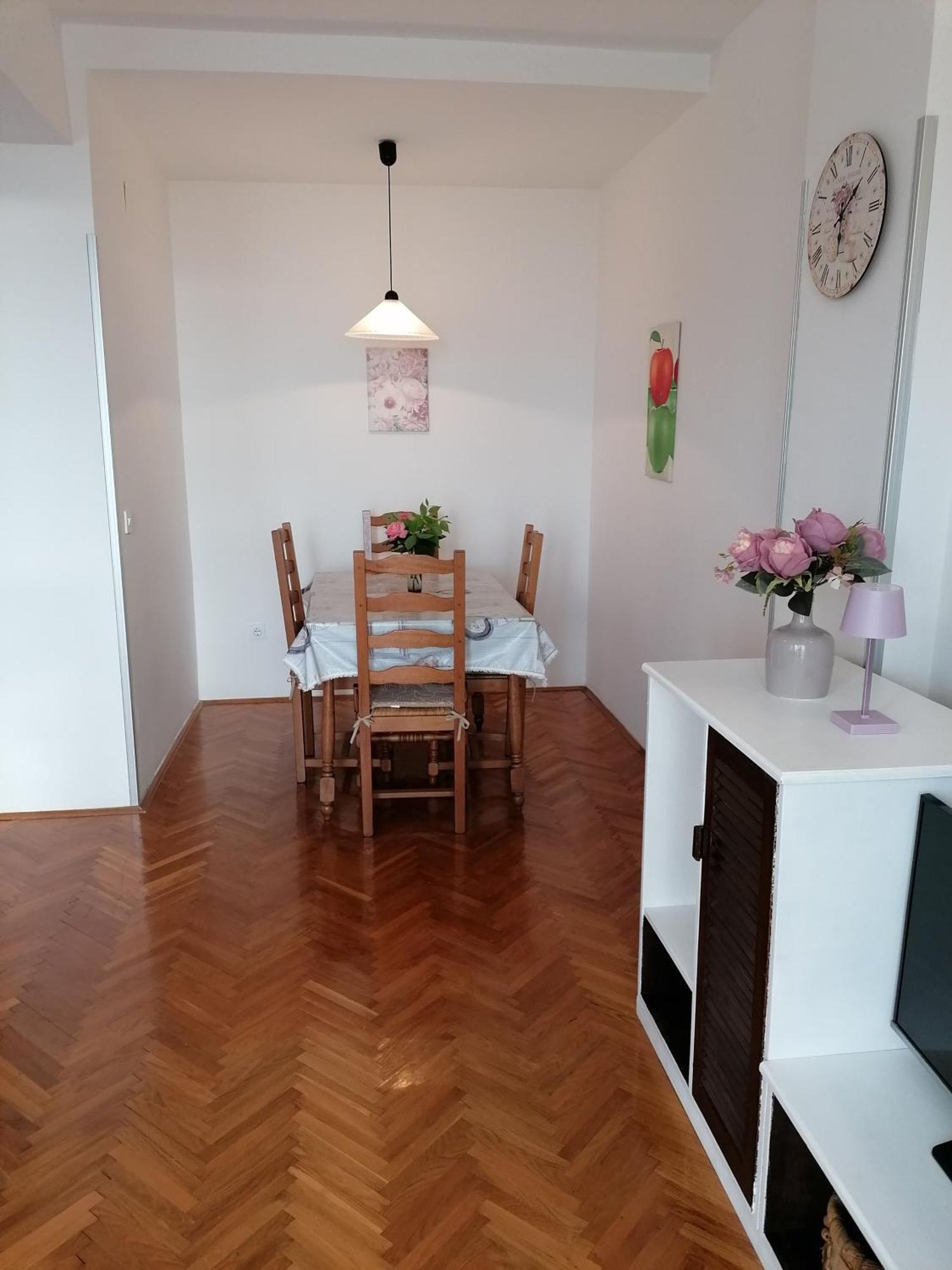 Apartment Domijan By El-Pi Tours Нивице Экстерьер фото