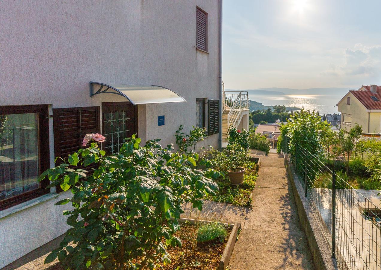Apartment Domijan By El-Pi Tours Нивице Экстерьер фото